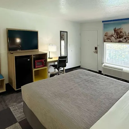 Days Inn By Wyndham Eglin Afb